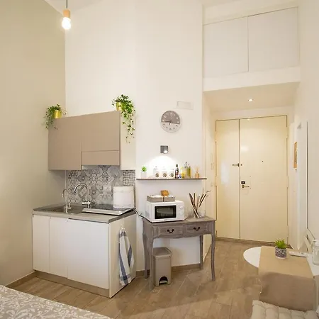 Lorenzo's Art 2 - Via Tribunali Apartamento