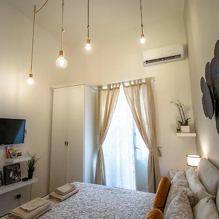 Apartamento Lorenzo's Art 2 - Via Tribunali Nápoles