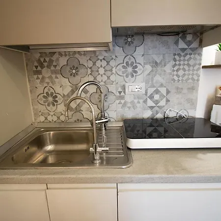 Lorenzo's Art 2 - Via Tribunali *