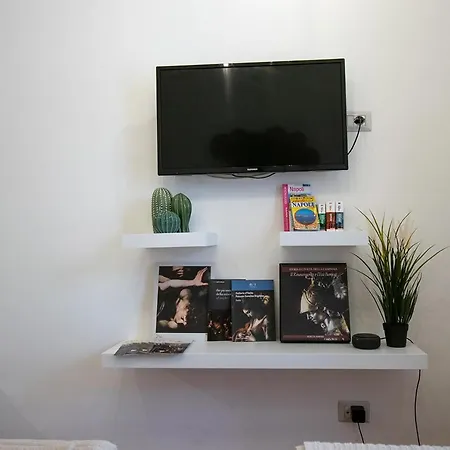 Lorenzo's Art 2 - Via Tribunali * Napoli