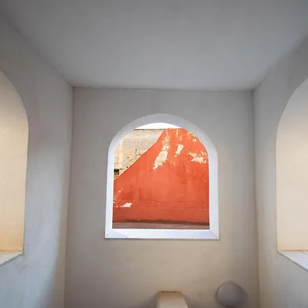 Lorenzo's Art 2 - Via Tribunali * Nápoles