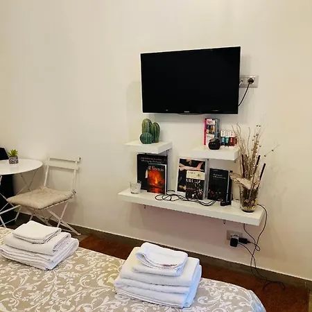 Lorenzo's Art 2 - Via Tribunali *