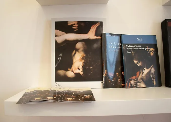 Lorenzo's Art 2 - Via Tribunali Neapol