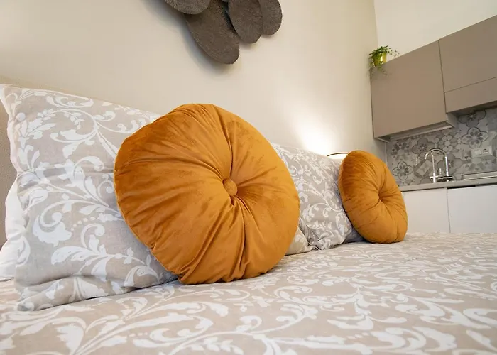 Lorenzo's Art 2 - Via Tribunali *