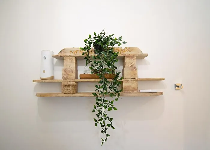 Lorenzo's Art 2 - Via Tribunali Neapol