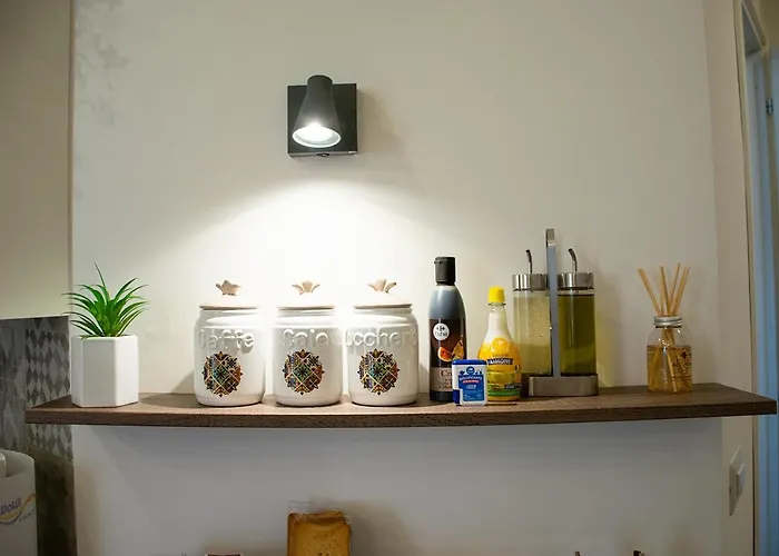 Lorenzo's Art 2 - Via Tribunali Apartmán Neapol