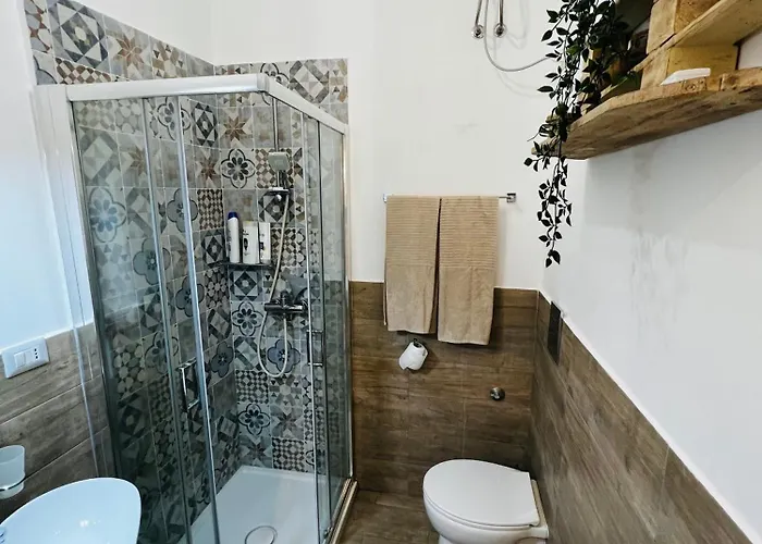 Lorenzo's Art 2 - Via Tribunali