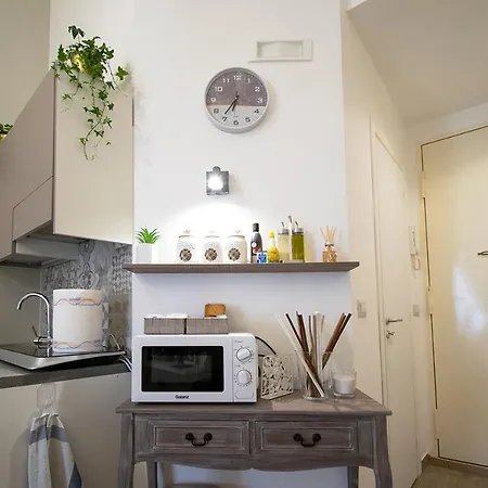 Apartament Lorenzo's Art 2 - Via Tribunali Neapol