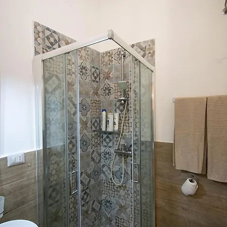 Apartament Lorenzo's Art 2 - Via Tribunali Neapol